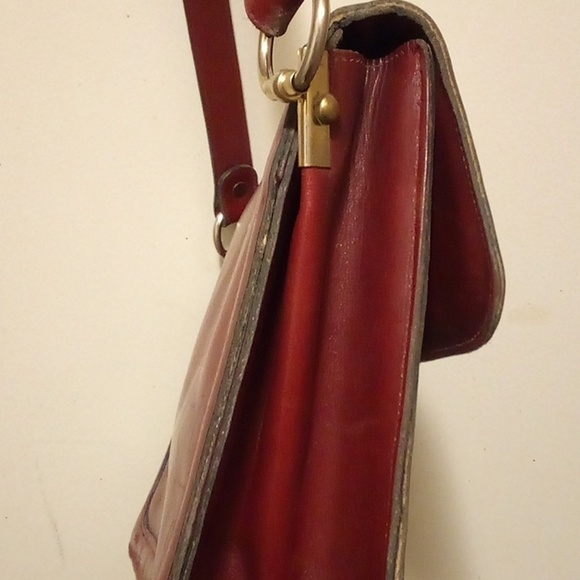Handmade Leather Etienne Aigner Red Burgundy Messenger Shoulder Bag - Picture 11 of 15